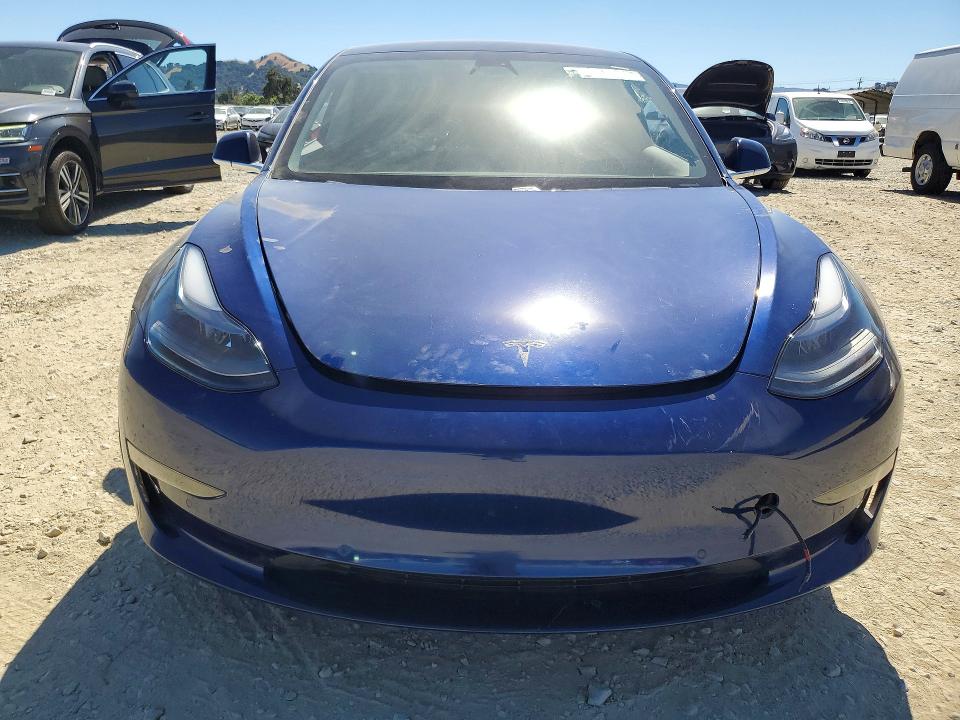 Продажа на аукционе авто 2018 Tesla Model 3, vin: 5YJ3E1EA0JF076522, номер лота: 57001906