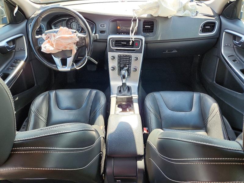 Продаж на аукціоні авто 2018 Volvo V60, vin: YV140MSLXJ2383610, номер лоту: 55894026
