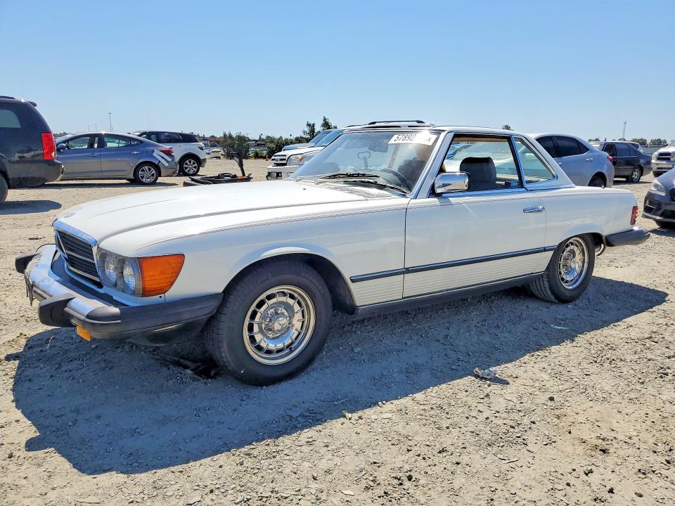 57892226 :رقم المزاد ، WDBBA45A5EA004463 vin ، 1984 Mercedes-benz 380 مزاد بيع