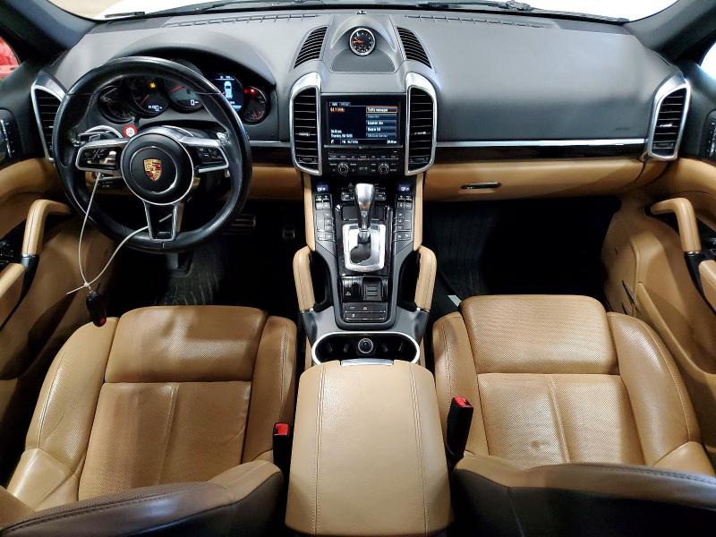58078006 :رقم المزاد ، WP1AB2A22FLA57445 vin ، 2015 Porsche Cayenne مزاد بيع