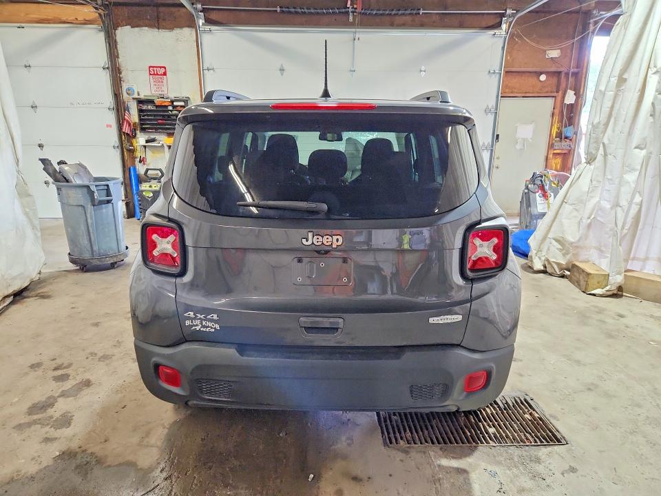 57626856 :رقم المزاد ، ZACNJDB10NPN81675 vin ، 2022 Jeep Renegade مزاد بيع