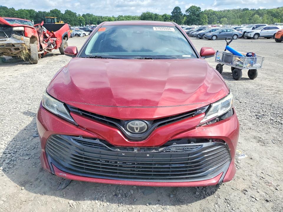 Продаж на аукціоні авто 2018 Toyota Camry, vin: 4T1B11HK1JU522336, номер лоту: 57020406
