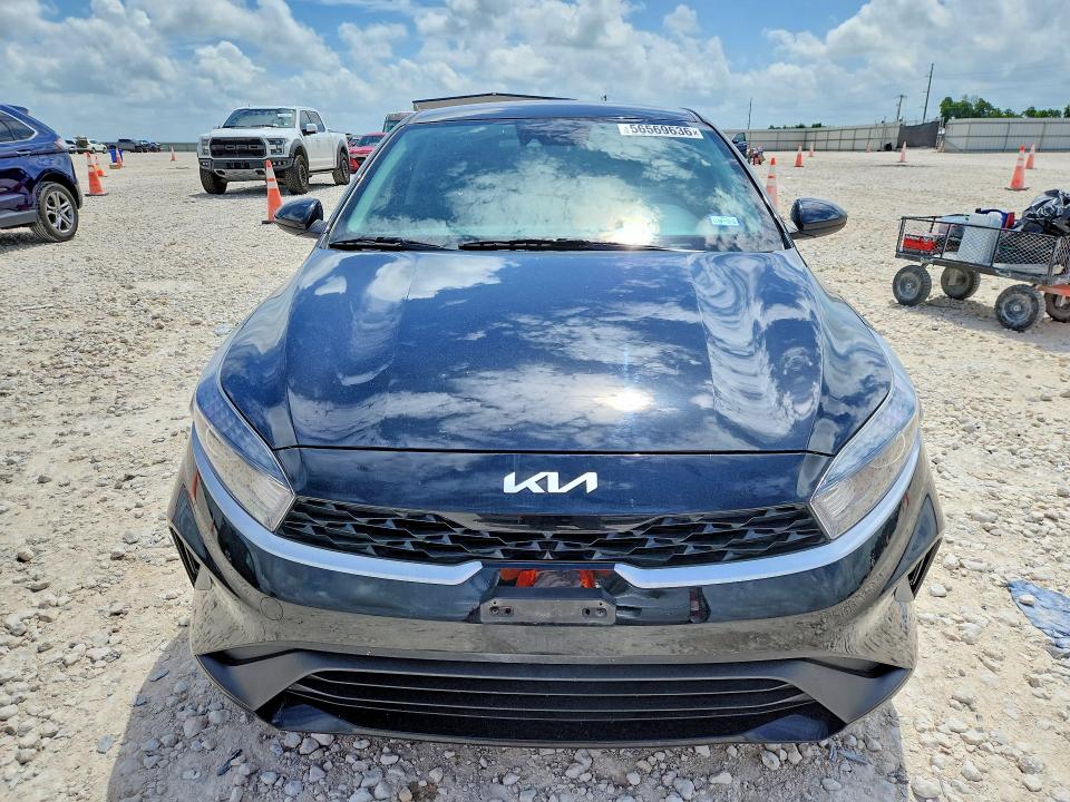 2023 Kia Forte მანქანა იყიდება აუქციონზე, vin: 3KPF24AD6PE677519, აუქციონის ნომერი: 56569636