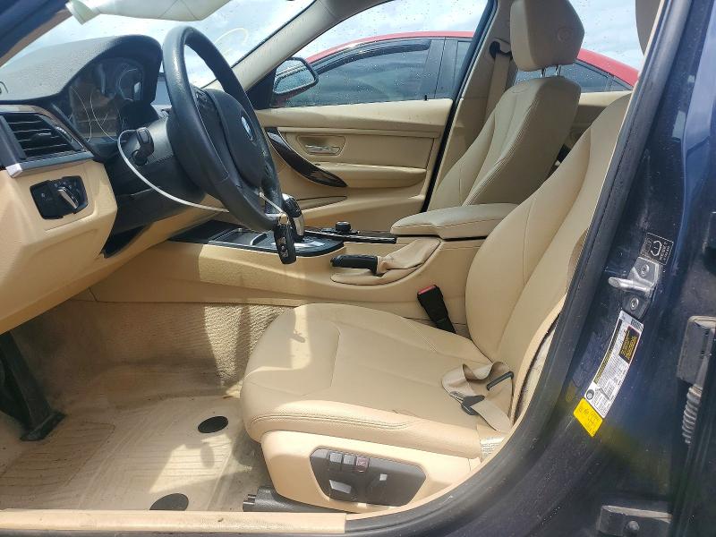 57291616 :رقم المزاد ، WBA3B1G50FNT03285 vin ، 2015 Bmw 320 مزاد بيع