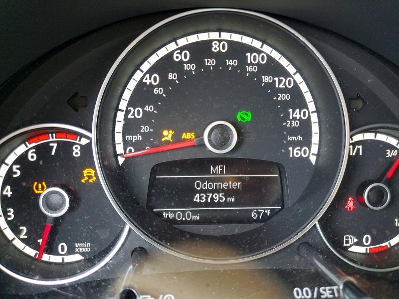 58773536 :رقم المزاد ، 3VWJX7AT8DM613193 vin ، 2013 Volkswagen Beetle مزاد بيع