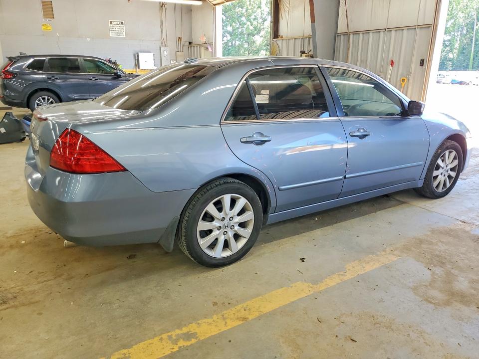 56461436 :رقم المزاد ، 1HGCM66517A096184 vin ، 2007 Honda Accord مزاد بيع