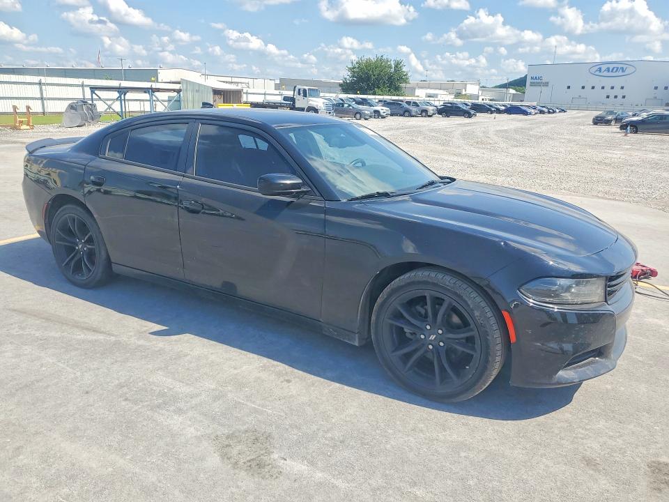 55867226 :رقم المزاد ، 2C3CDXHGXHH575147 vin ، 2017 Dodge Charger مزاد بيع