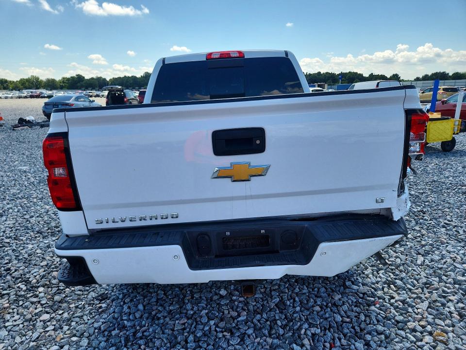 Продажа на аукционе авто 2018 Chevrolet Silverado, vin: 3GCUKREC2JG232129, номер лота: 58425276