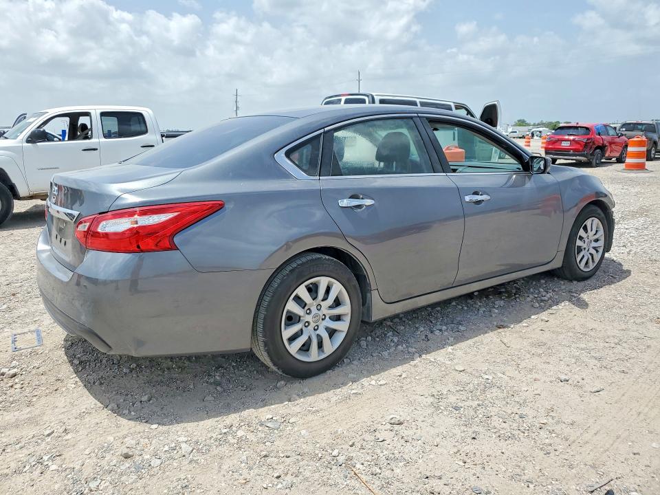Продаж на аукціоні авто 2017 Nissan Altima, vin: 1N4AL3AP2HN319042, номер лоту: 85771685