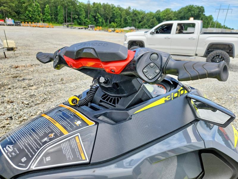 57679386 :رقم المزاد ، CAYDV01015J718 vin ، 2018 Sea-doo Rxt 260 مزاد بيع