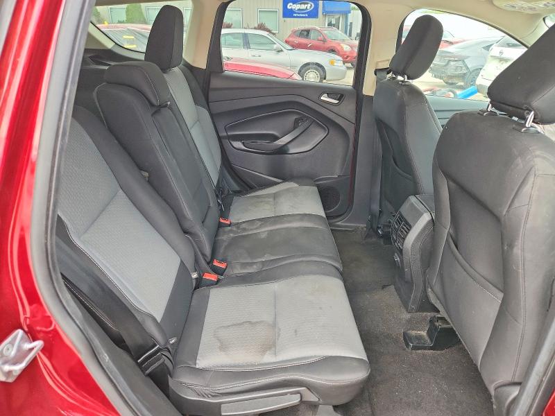 55881776 :رقم المزاد ، 1FMCU0GD4KUC23207 vin ، 2019 Ford Escape مزاد بيع