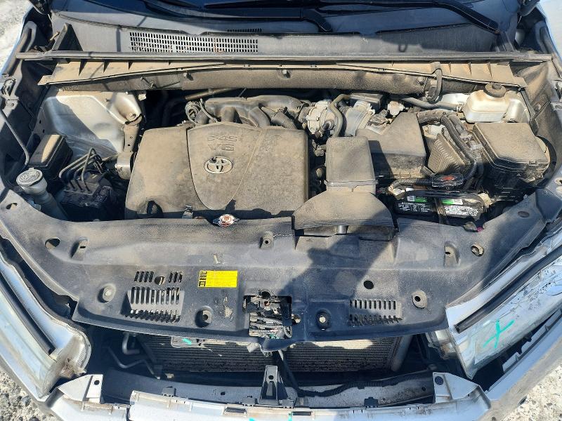 2019 Toyota Highlander მანქანა იყიდება აუქციონზე, vin: 5TDZZRFH5KS325810, აუქციონის ნომერი: 55209036