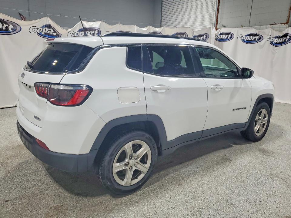 58924226 :رقم المزاد ، 3C4NJDBN8PT561742 vin ، 2023 Jeep Compass مزاد بيع
