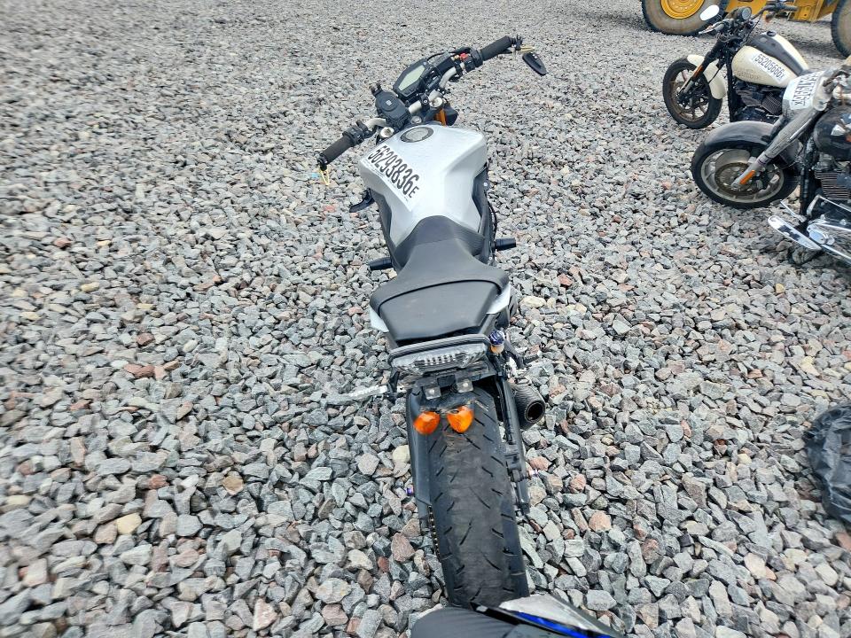 Продаж на аукціоні авто 2015 Yamaha Fz09, vin: JYARN33E3FA006410, номер лоту: 56293836