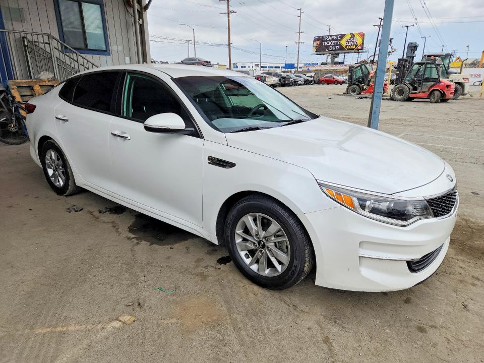 Auction sale of the 2016 Kia Optima, vin: KNAGT4L32G5070970, lot number: 85989775