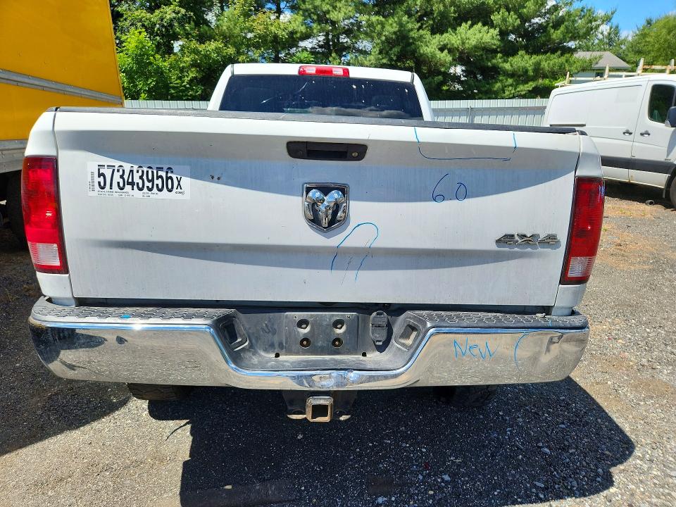 57343956 :رقم المزاد ، 3C6UR5CL2HG516689 vin ، 2017 Ram 2500 مزاد بيع