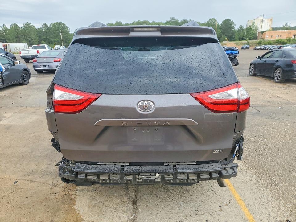 55532066 :رقم المزاد ، 5TDYK3DC8GS741944 vin ، 2016 Toyota Sienna مزاد بيع