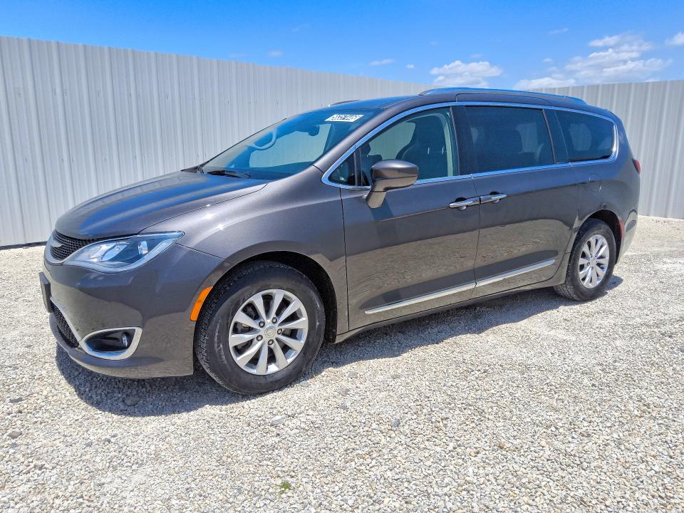 Продаж на аукціоні авто 2018 Chrysler Pacifica, vin: 2C4RC1BG7JR119492, номер лоту: 56357446