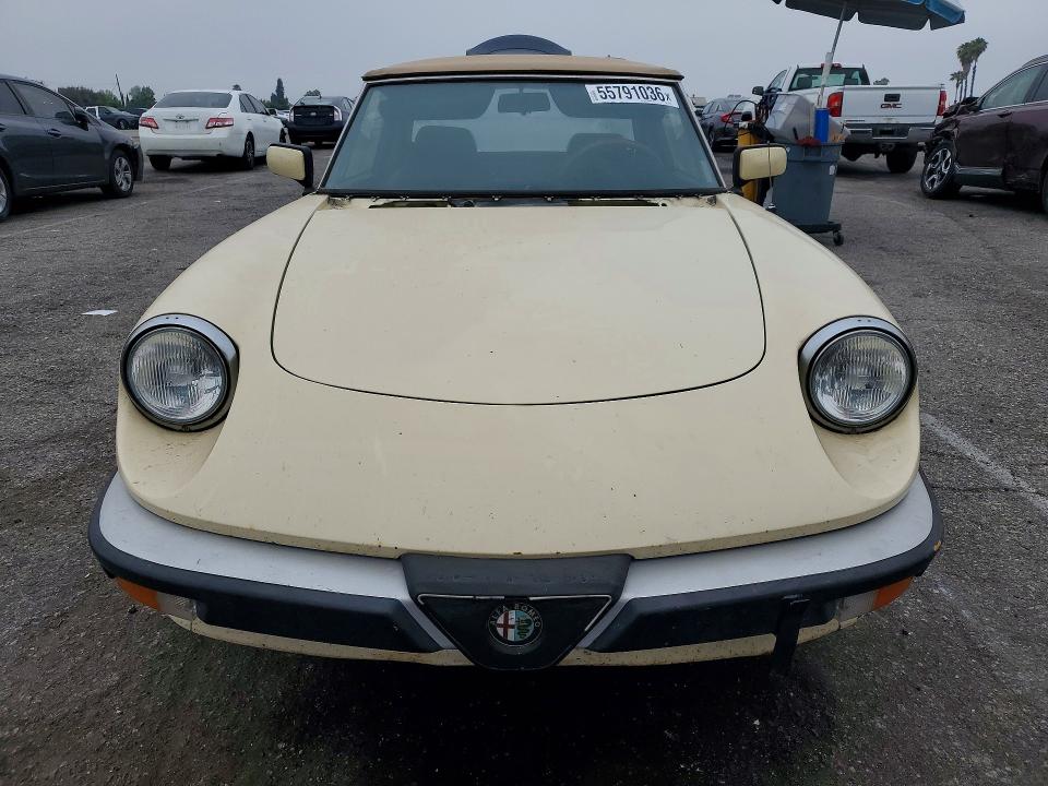 1984 Alfa Romeo Veloce მანქანა იყიდება აუქციონზე, vin: ZARBA5413E1020465, აუქციონის ნომერი: 55791036