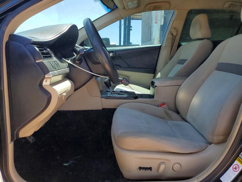 56991186 :رقم المزاد ، 4T4BF1FK7CR261677 vin ، 2012 Toyota Camry مزاد بيع