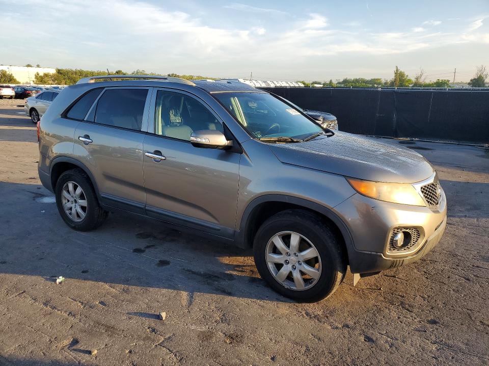 Продажа на аукционе авто 2011 Kia Sorento, vin: 5XYKT4A10BG114981, номер лота: 57609826