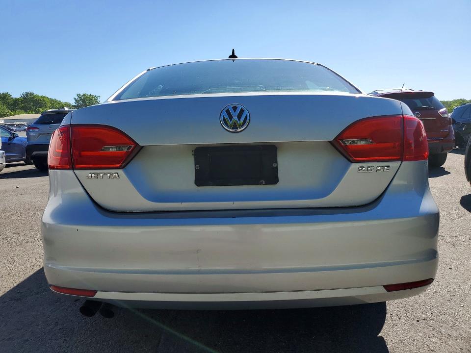 57206916 :رقم المزاد ، 3VWDZ7AJ6BM349989 vin ، 2011 Volkswagen Jetta مزاد بيع