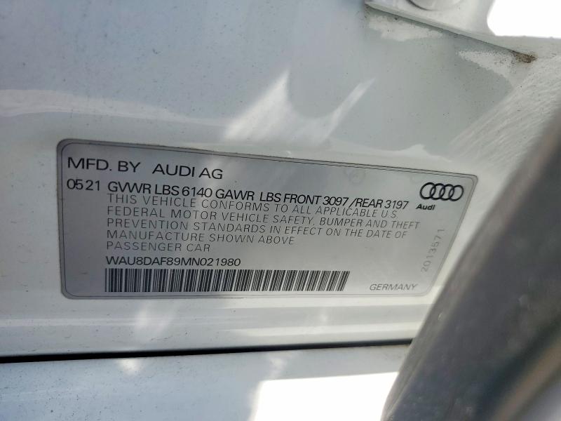 55940786 :رقم المزاد ، WAU8DAF89MN021980 vin ، 2021 Audi A8 مزاد بيع