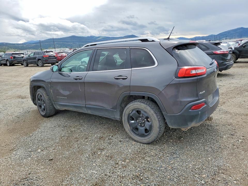 55788926 :رقم المزاد ، 1C4PJMCS7FW514062 vin ، 2015 Jeep Cherokee مزاد بيع