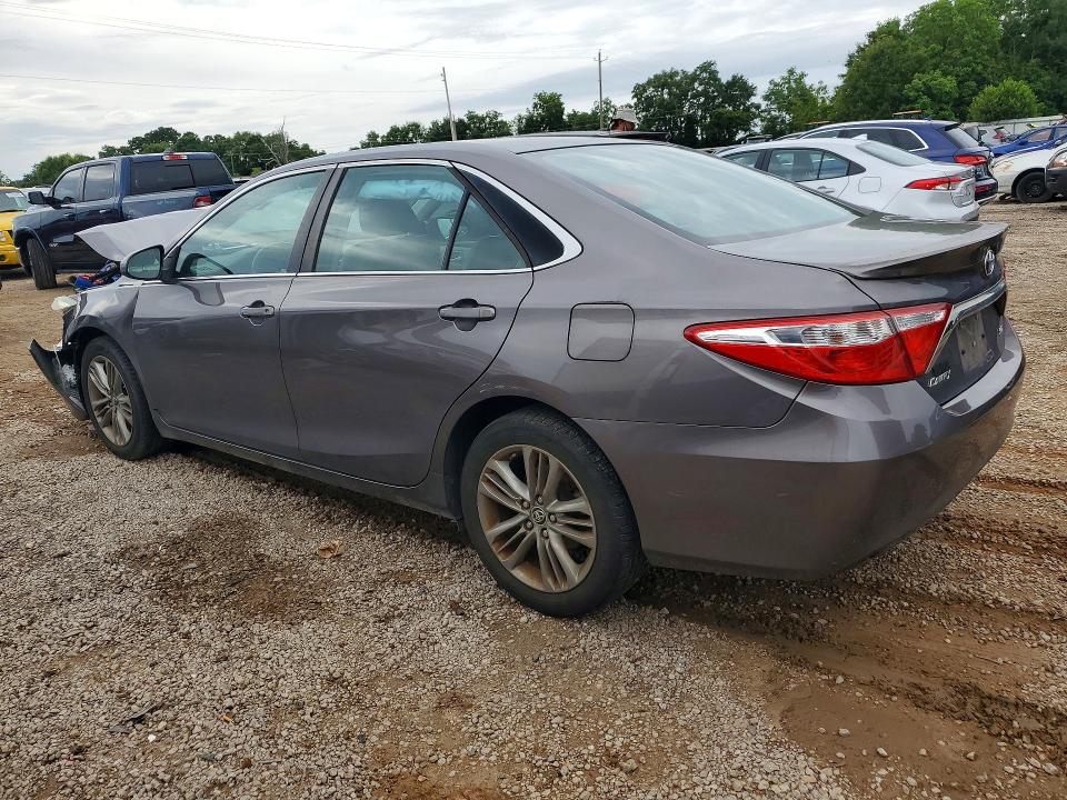 57051346 :رقم المزاد ، 4T1BF1FK0FU057043 vin ، 2015 Toyota Camry مزاد بيع
