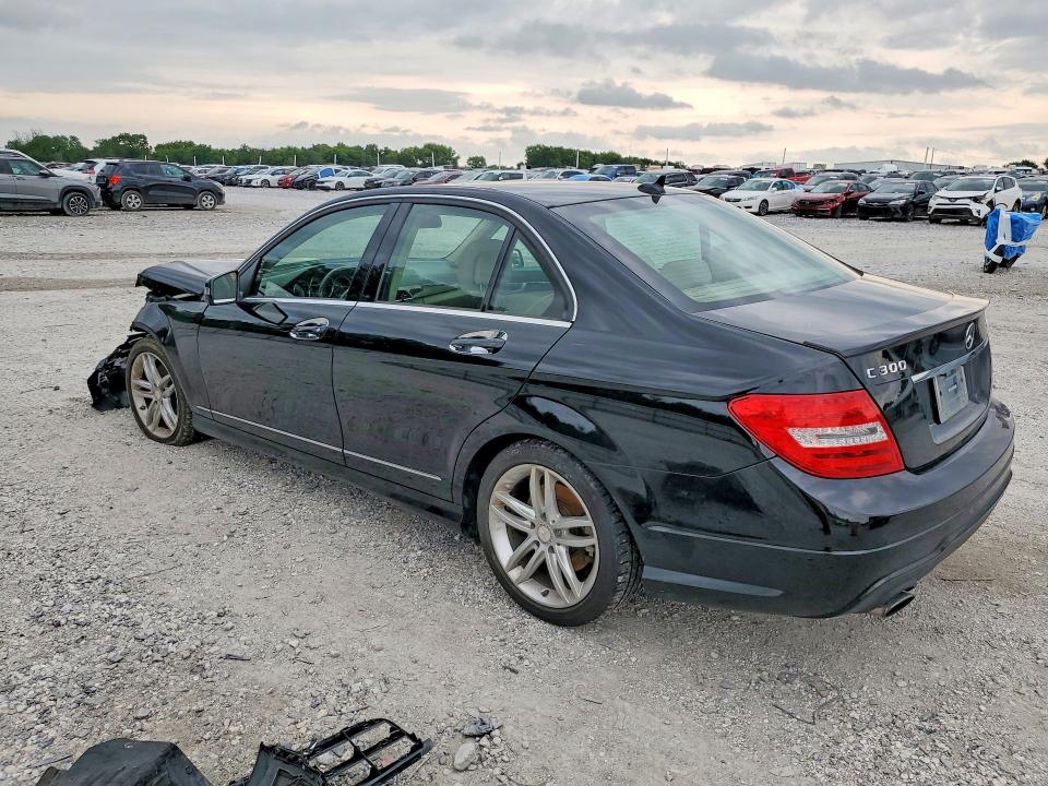Продажа на аукционе авто 2013 Mercedes-benz C, vin: WDDGF8AB6DG124238, номер лота: 58264226