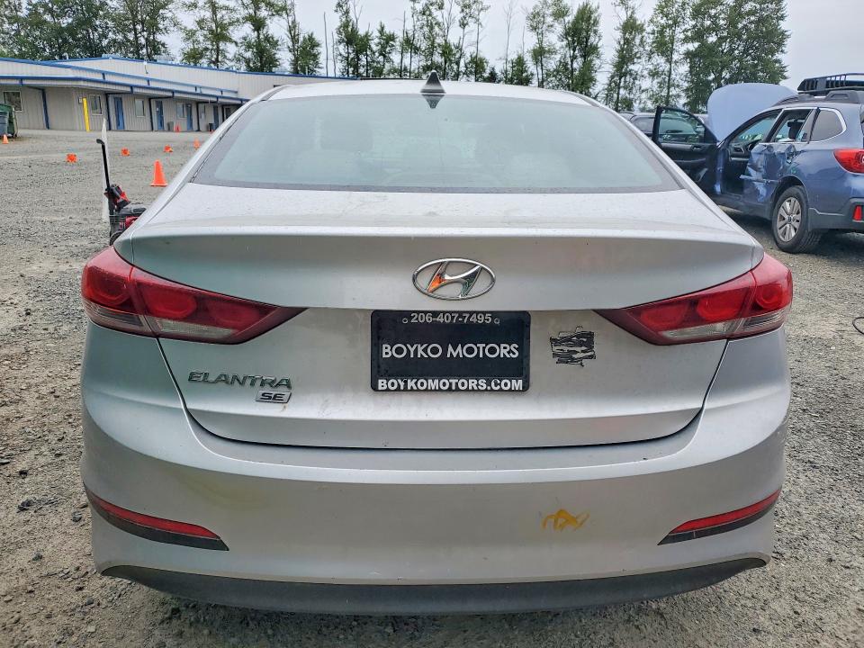 2017 Hyundai Elantra მანქანა იყიდება აუქციონზე, vin: 5NPD74LFXHH202072, აუქციონის ნომერი: 56788686