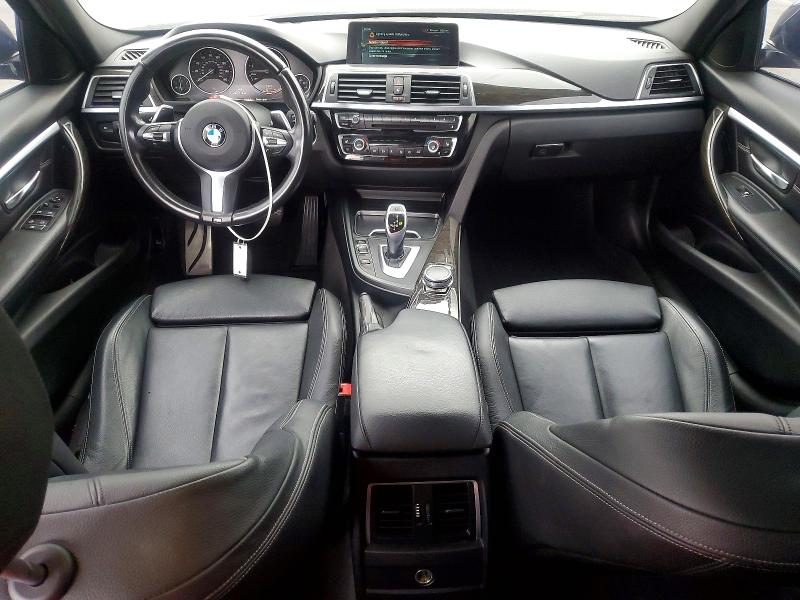 55873436 :رقم المزاد ، WBA8B9G52HNU51705 vin ، 2017 Bmw 330 مزاد بيع
