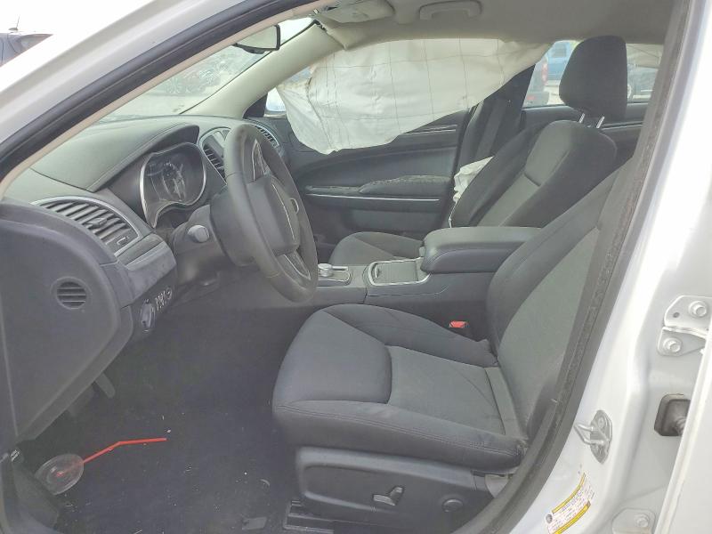 85458265 :رقم المزاد ، 2C3CCAAG8NH209953 vin ، 2022 Chrysler 200 Convertible مزاد بيع