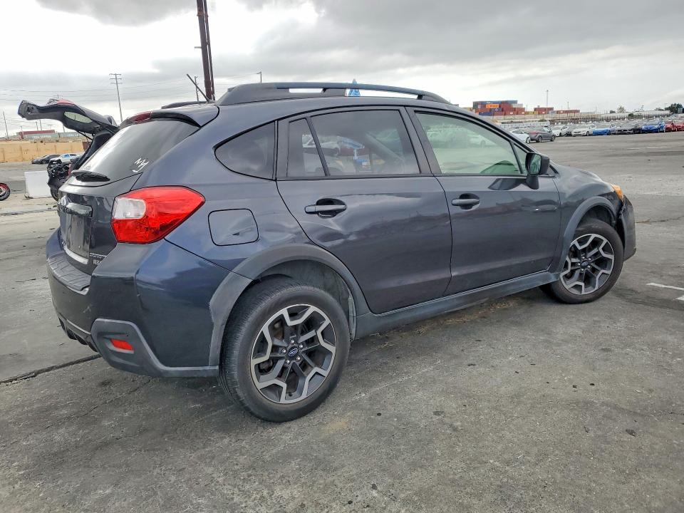 95588575 :رقم المزاد ، JF2GPABC7H8227160 vin ، 2017 Subaru Crosstrek مزاد بيع