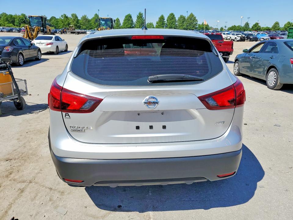 55527136 :رقم المزاد ، JN1BJ1CRXKW620315 vin ، 2019 Nissan Rogue Sport مزاد بيع