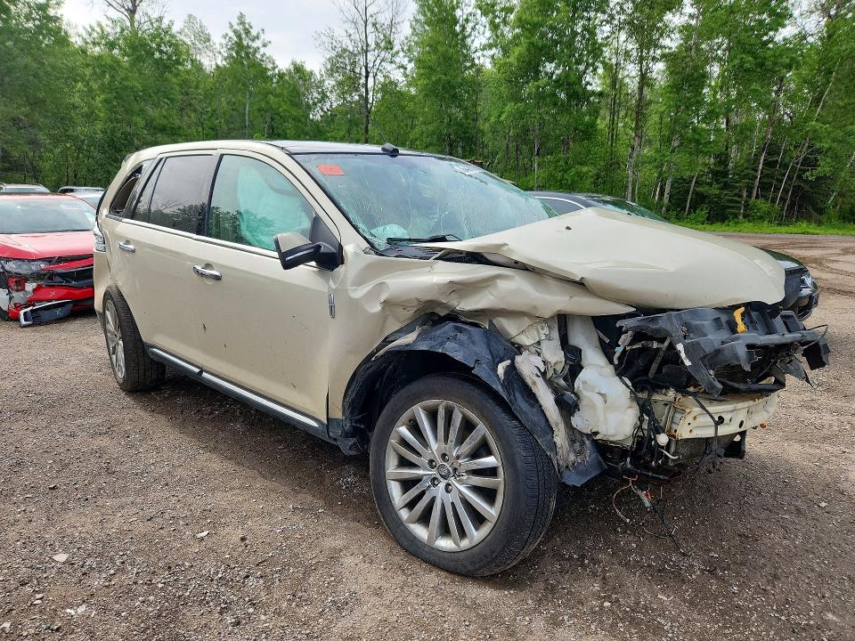 2015 Lincoln Mkx მანქანა იყიდება აუქციონზე, vin: 2LMDJ8JK4FBL26145, აუქციონის ნომერი: 56438216