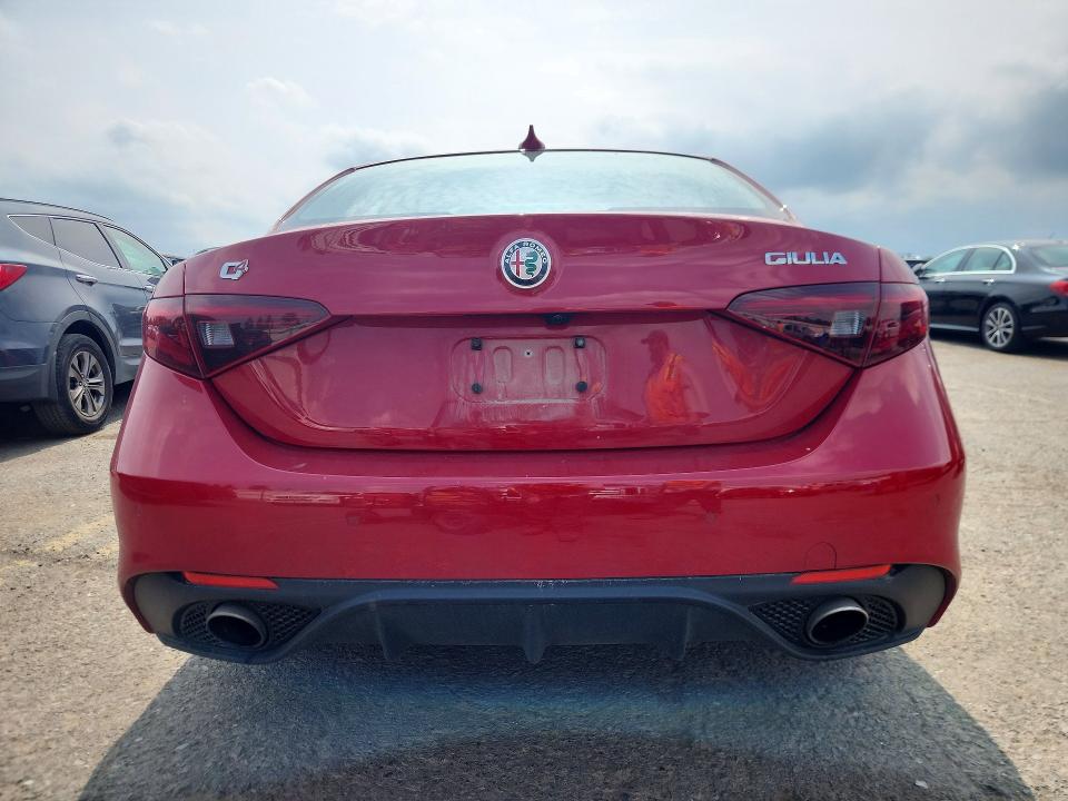 56315666 :رقم المزاد ، ZARFANBN9K7601243 vin ، 2019 Alfa Romeo Giulia مزاد بيع