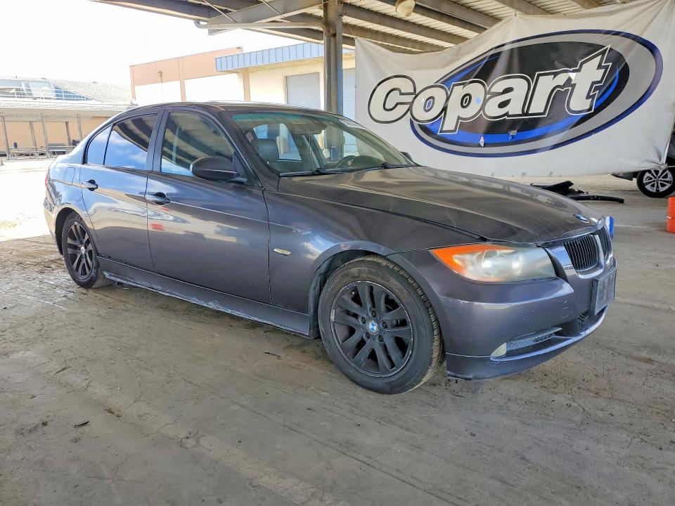 58644436 :رقم المزاد ، WBAVB135X6PT16645 vin ، 2006 Bmw 325 مزاد بيع
