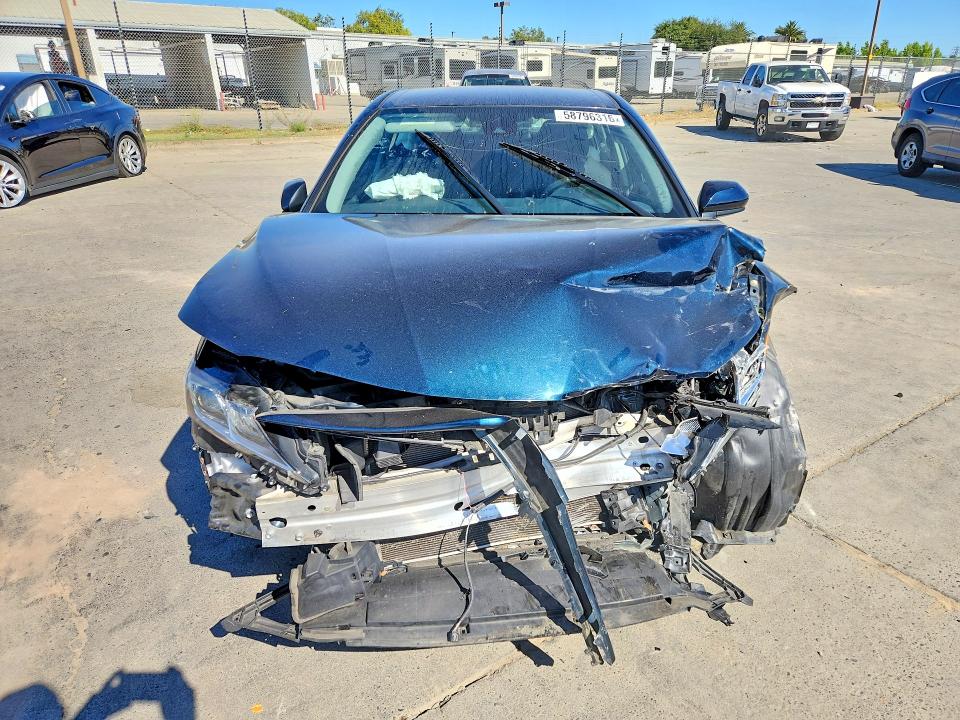 58796316 :رقم المزاد ، 4T1B11HK3KU748413 vin ، 2019 Toyota Camry مزاد بيع