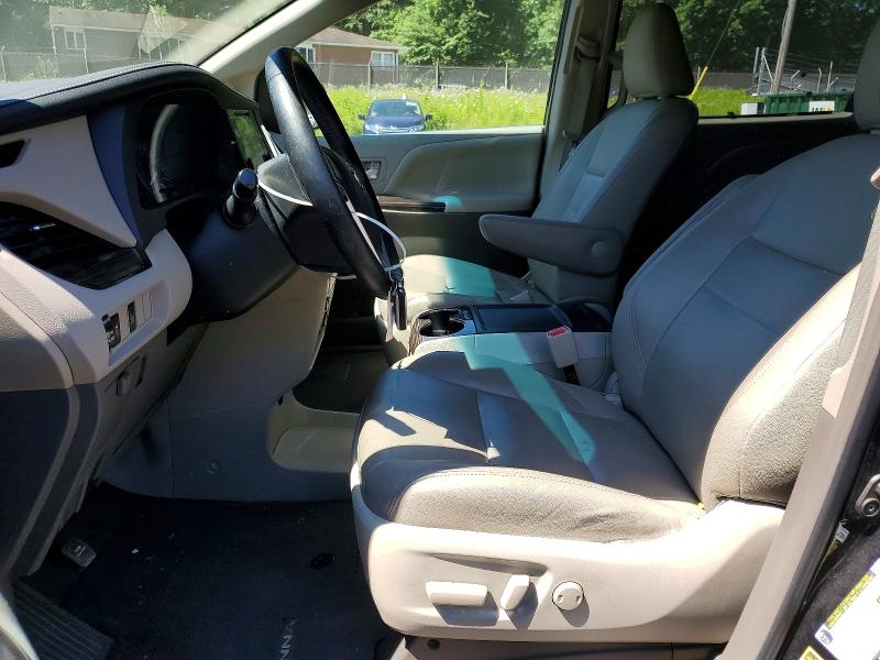 56432396 :رقم المزاد ، 5TDYK3DC2FS634029 vin ، 2015 Toyota Sienna مزاد بيع
