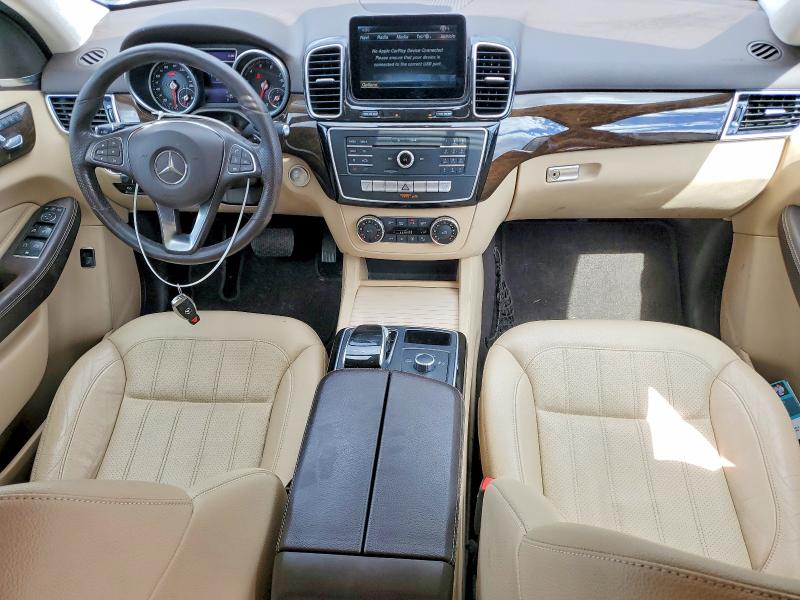 56931696 :رقم المزاد ، 4JGDA5JB4HA825889 vin ، 2017 Mercedes-benz Gle مزاد بيع
