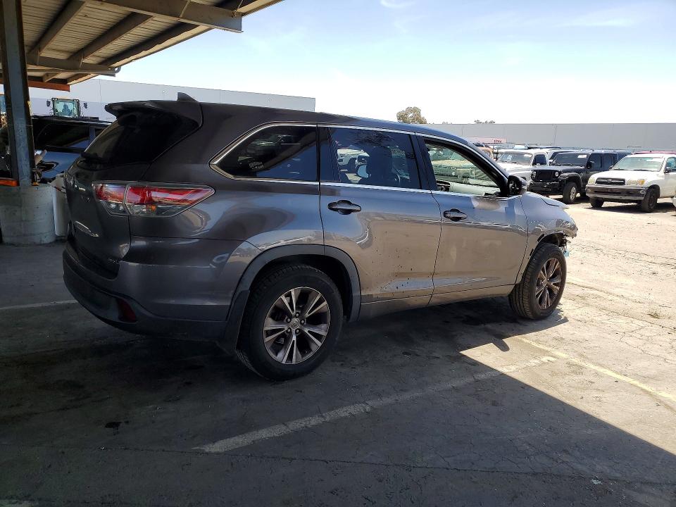 55678096 :رقم المزاد ، 5TDBKRFH9FS170318 vin ، 2015 Toyota Highlander مزاد بيع