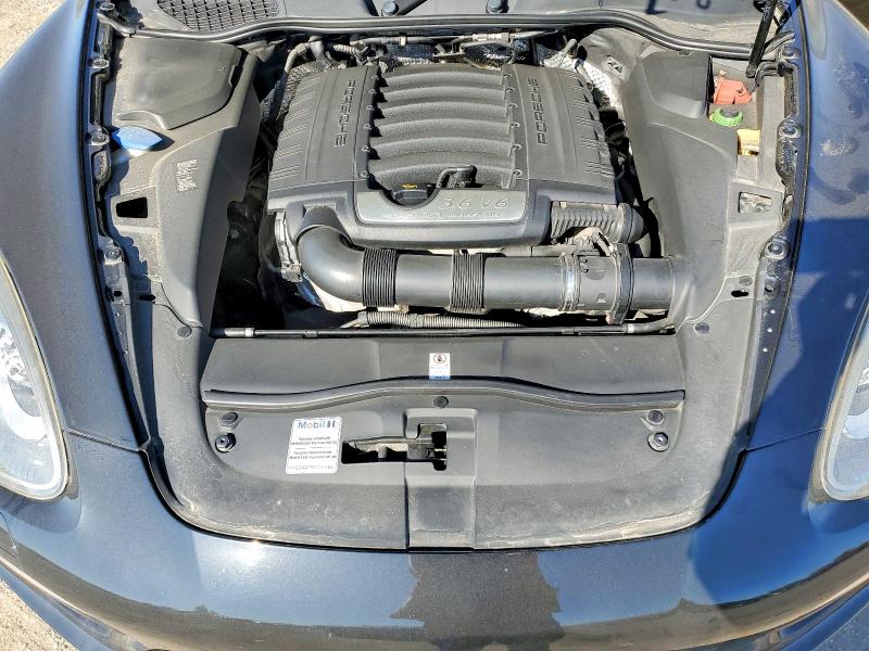 52141386 :رقم المزاد ، WP1AA2A2XBLA06420 vin ، 2011 Porsche Cayenne مزاد بيع