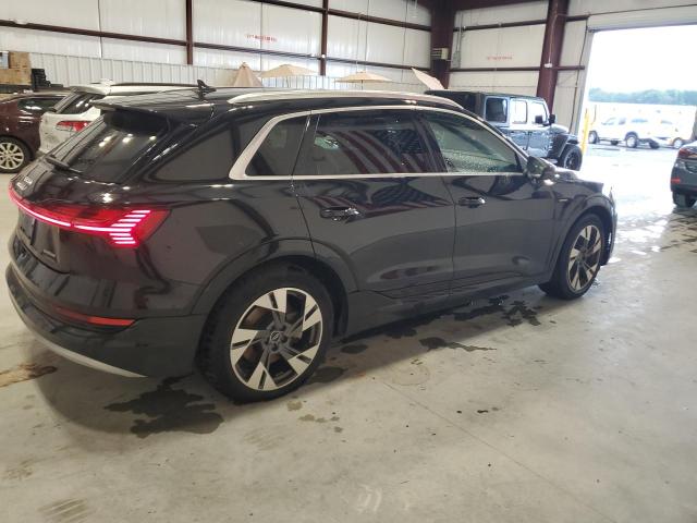 58962836 :رقم المزاد ، WA1AAAGE9MB027467 vin ، 2021 Audi E-tron مزاد بيع