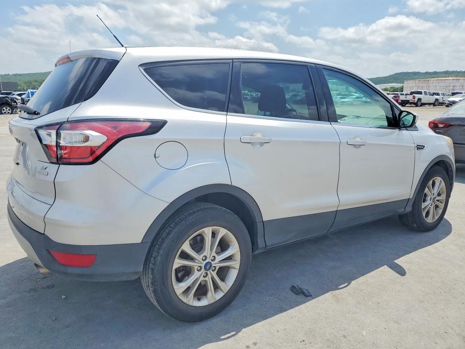 2017 Ford Escape მანქანა იყიდება აუქციონზე, vin: 1FMCU0GD8HUC97724, აუქციონის ნომერი: 56349556