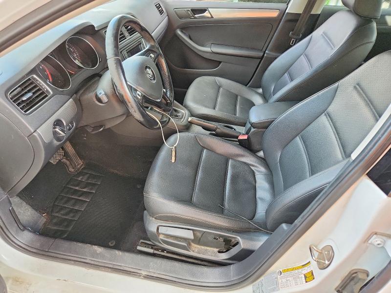 57434506 :رقم المزاد ، 3VWDB7AJ0HM270525 vin ، 2017 Volkswagen Jetta مزاد بيع