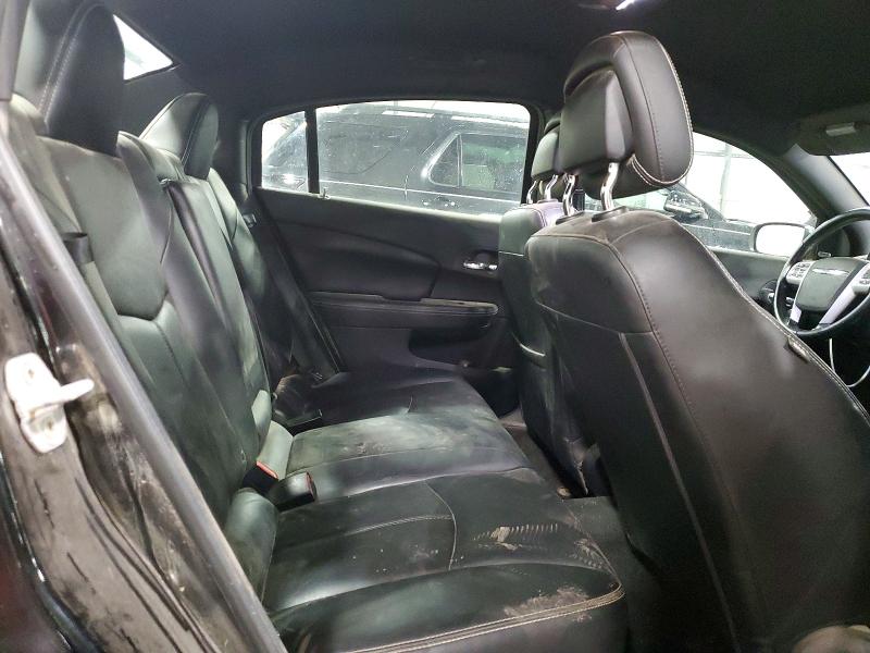 56775586 :رقم المزاد ، 1C3BC2FG0BN623581 vin ، 2011 Chrysler 200 مزاد بيع