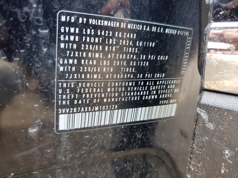 57180446 :رقم المزاد ، 3VV2B7AX5JM103129 vin ، 2018 Volkswagen Tiguan مزاد بيع