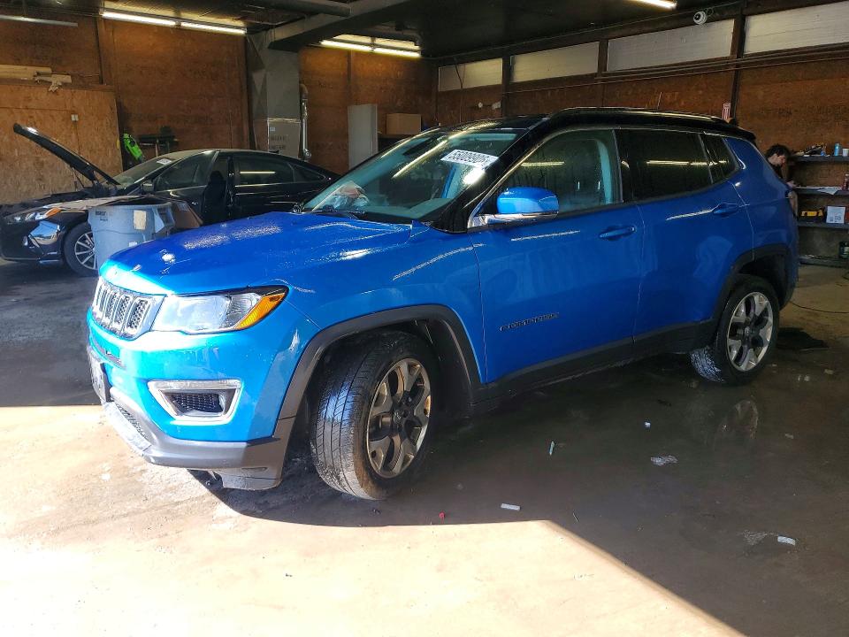 55009906 :رقم المزاد ، 3C4NJDCB0JT365886 vin ، 2018 Jeep Compass مزاد بيع