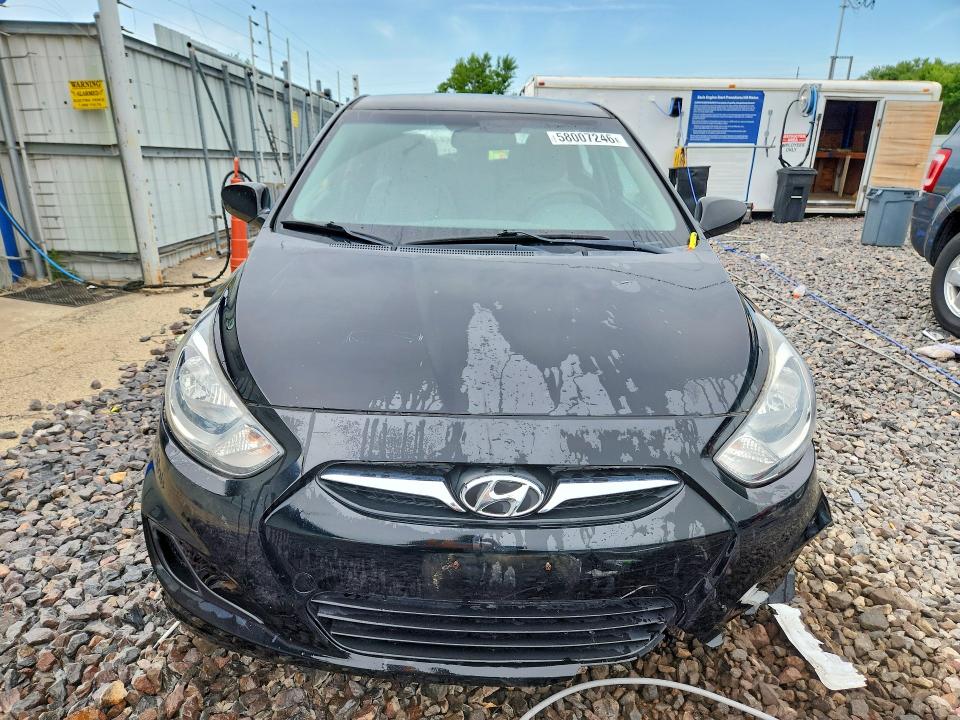 58007246 :رقم المزاد ، KMHCT5AE0DU093852 vin ، 2013 Hyundai Accent مزاد بيع